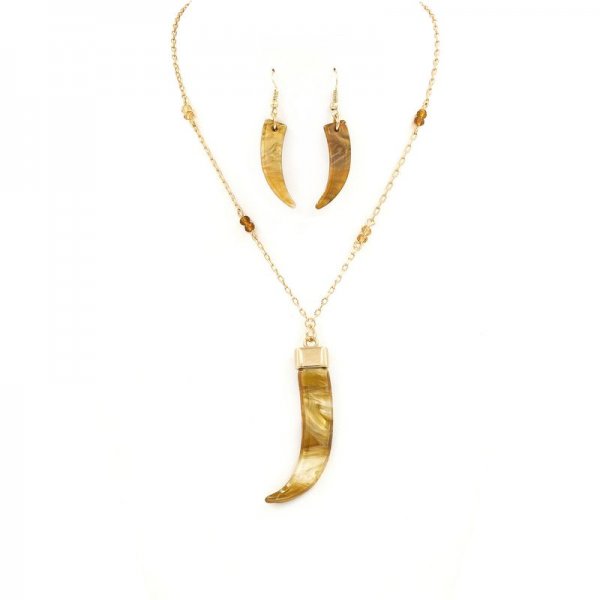 Tortoise Tusk Pendant Necklace Set